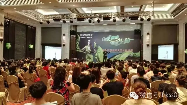 李橋博士，現(xiàn)場講述頸部健康的重要性